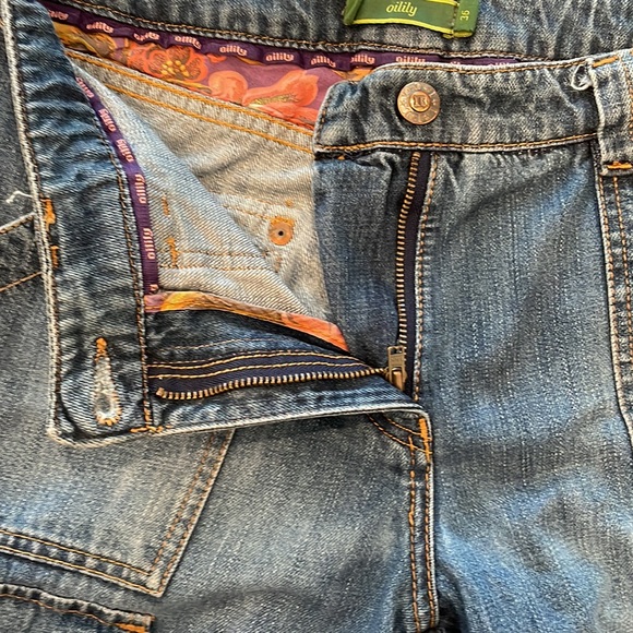 Oilily floral embroidered jeans, size 36 - Picture 6 of 11